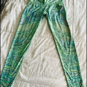 Teeki Yoga Pants Sz Medium